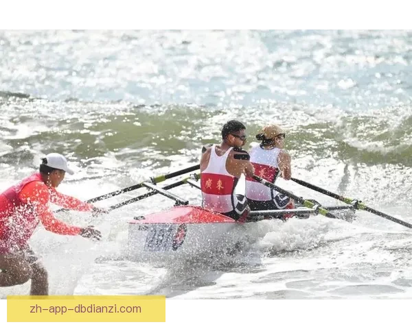 掌舵划桨，畅游赛艇之旅